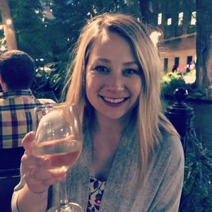 Meet your Posher, Megan